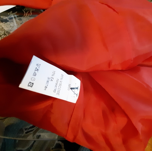 Ladies clothing - Picture 5 of 8